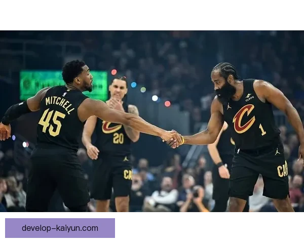 NBA骑士队阵容再升级全力冲击东部榜首引发球迷热议新赛季话题 NBA骑士队阵容再升级全力冲击东部榜首引发球迷热议新赛季话题