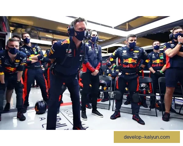 摩托GP赛季激战正酣 各大车队争夺冠军宝座引爆赛场热情